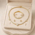 Sweetheart set