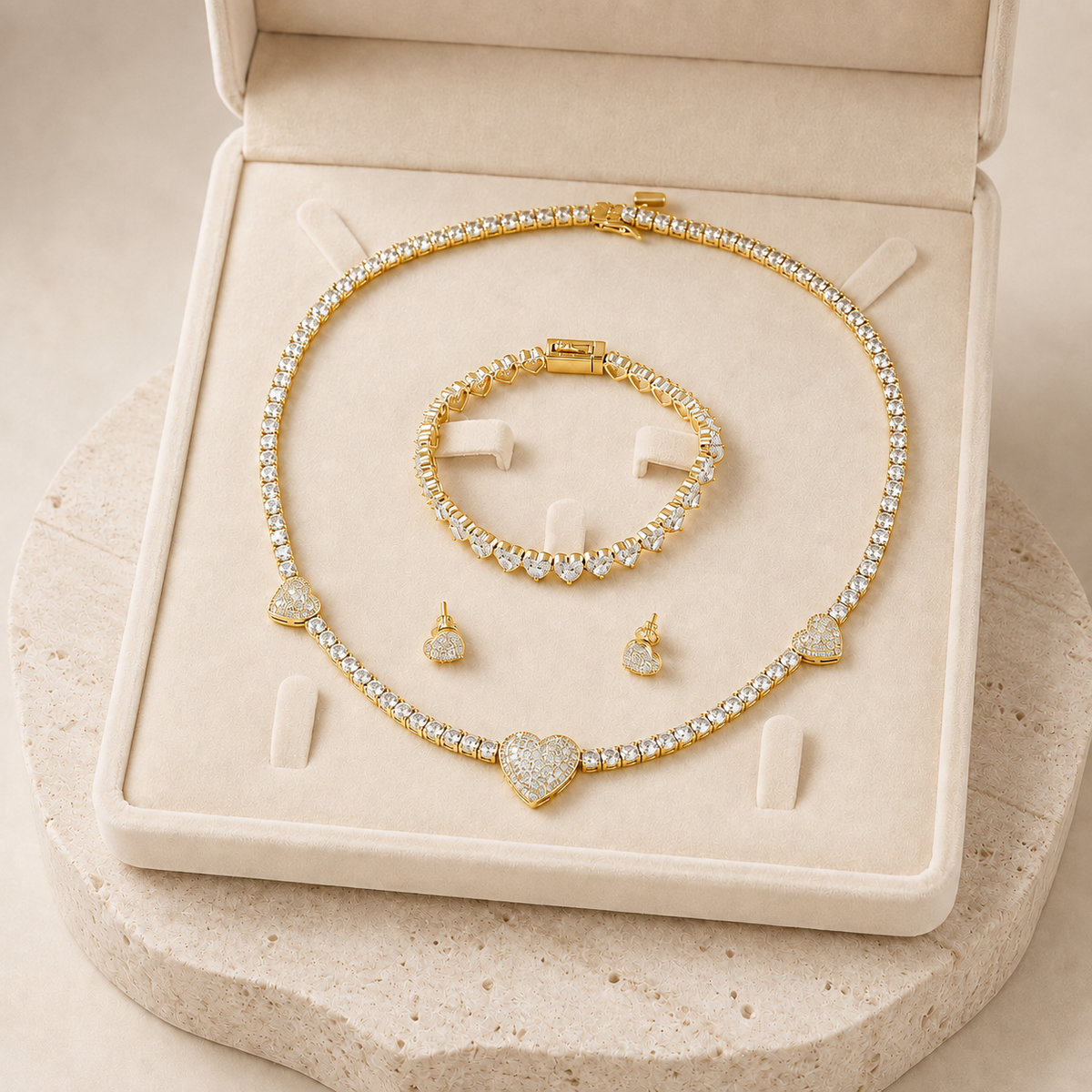 Sweetheart set